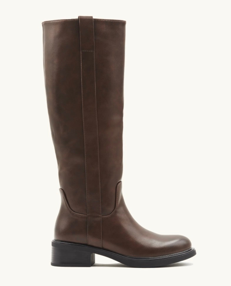 BOTTES CARMEN