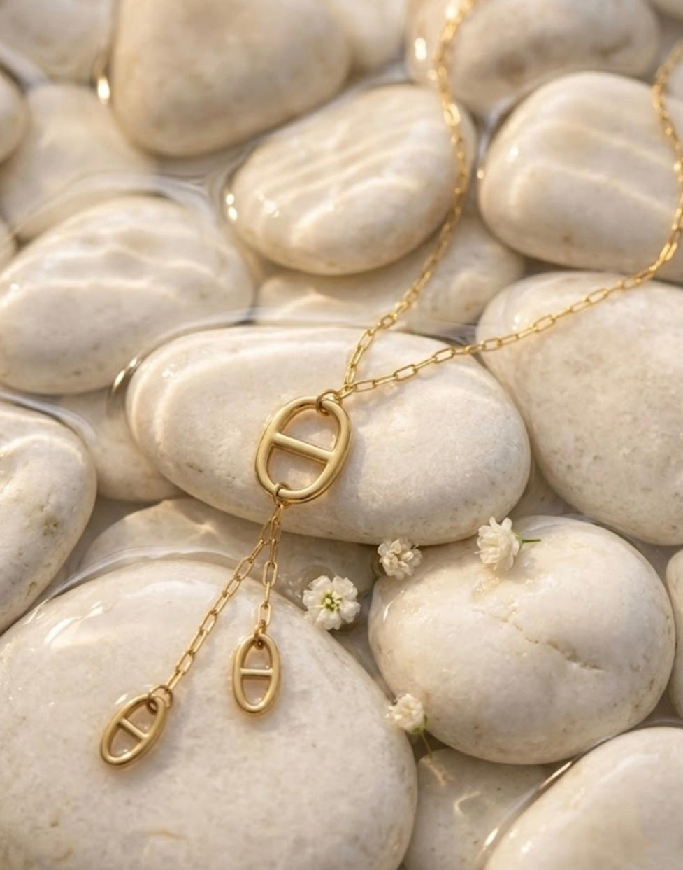COLLIER EMY